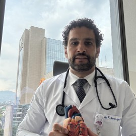 Dr. Carlos Fernando Novoa Foto
